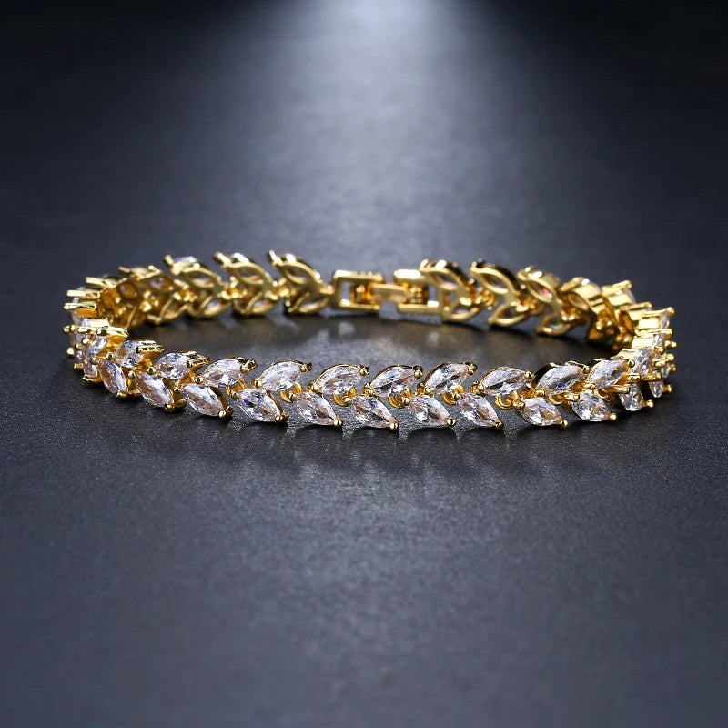 Trendy Leaf Charm Cubic Zirconia Bracelet & Bangles for Bride Bracelets Jewelry Sliver Color Clear CZ Crystal Bangles for Women
