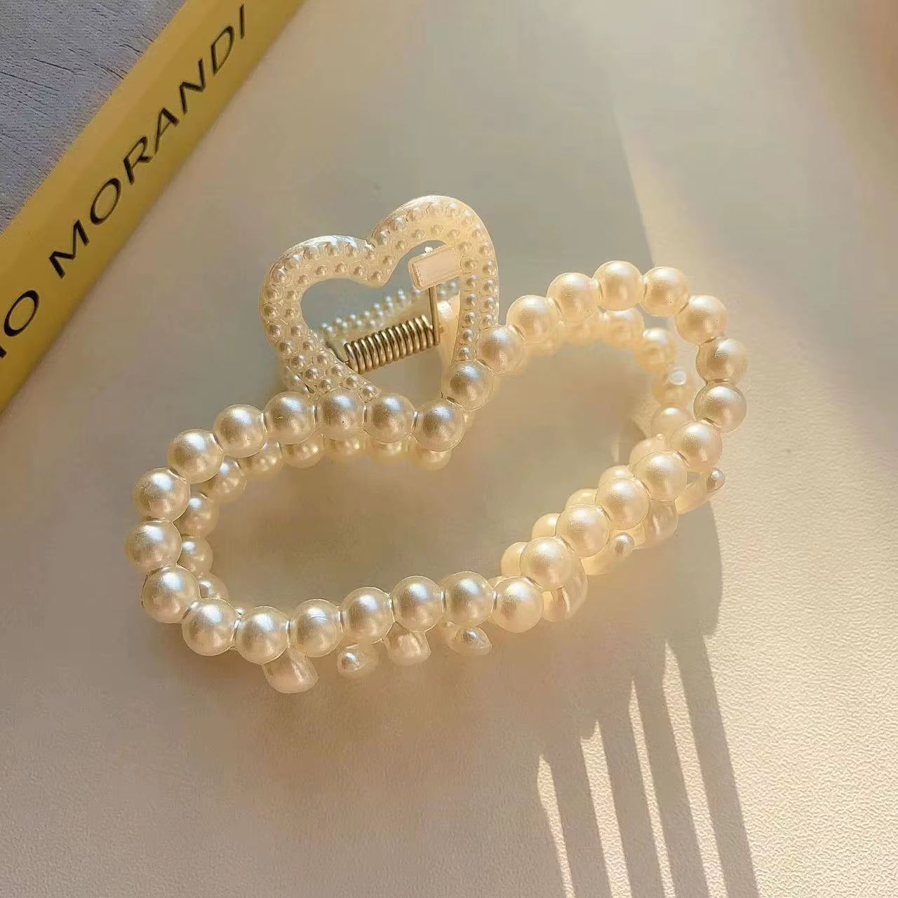 5Pk Ornament Pearl Claw Clips