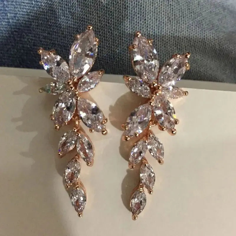 Trendy Leaf Charm Cubic Zirconia Bracelet & Bangles for Bride Bracelets Jewelry Sliver Color Clear CZ Crystal Bangles for Women