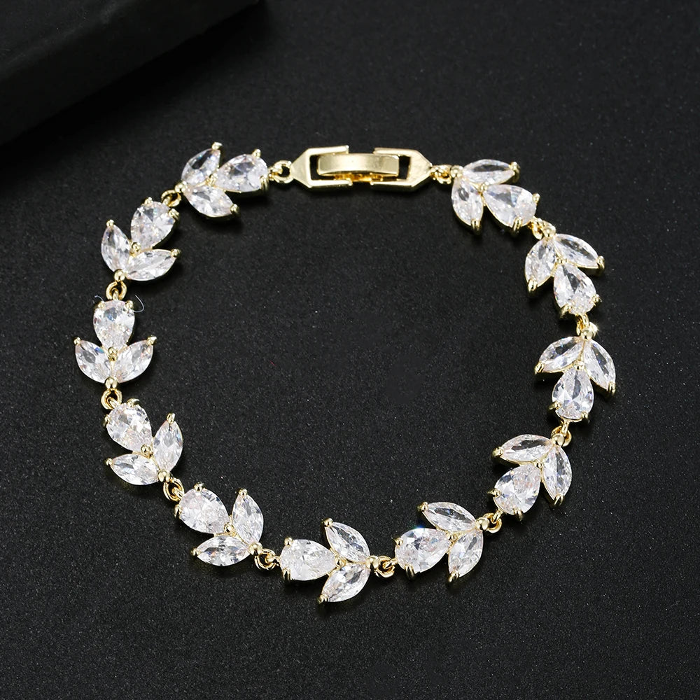 Trendy Leaf Charm Cubic Zirconia Bracelet & Bangles for Bride Bracelets Jewelry Sliver Color Clear CZ Crystal Bangles for Women