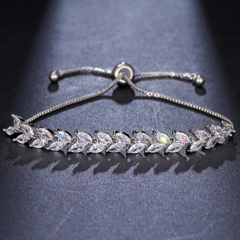 Trendy Leaf Charm Cubic Zirconia Bracelet & Bangles for Bride Bracelets Jewelry Sliver Color Clear CZ Crystal Bangles for Women