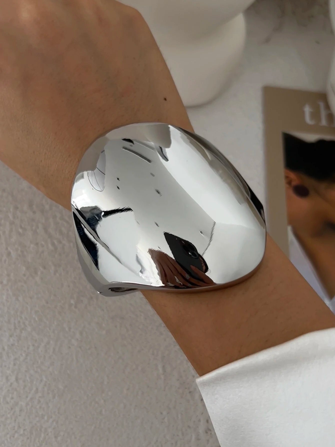 4 Styles of Exaggerated Chunky Cuff Bangles
