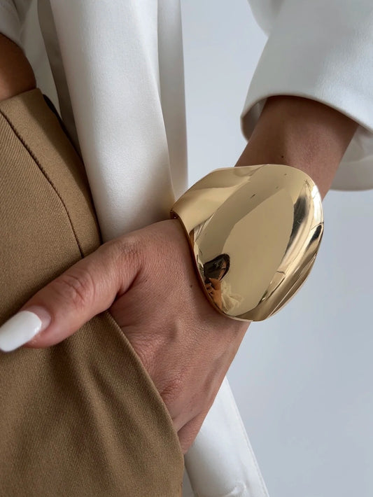 4 Styles of Exaggerated Chunky Cuff Bangles