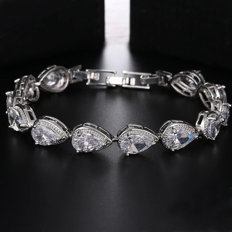 Trendy Leaf Charm Cubic Zirconia Bracelet & Bangles for Bride Bracelets Jewelry Sliver Color Clear CZ Crystal Bangles for Women