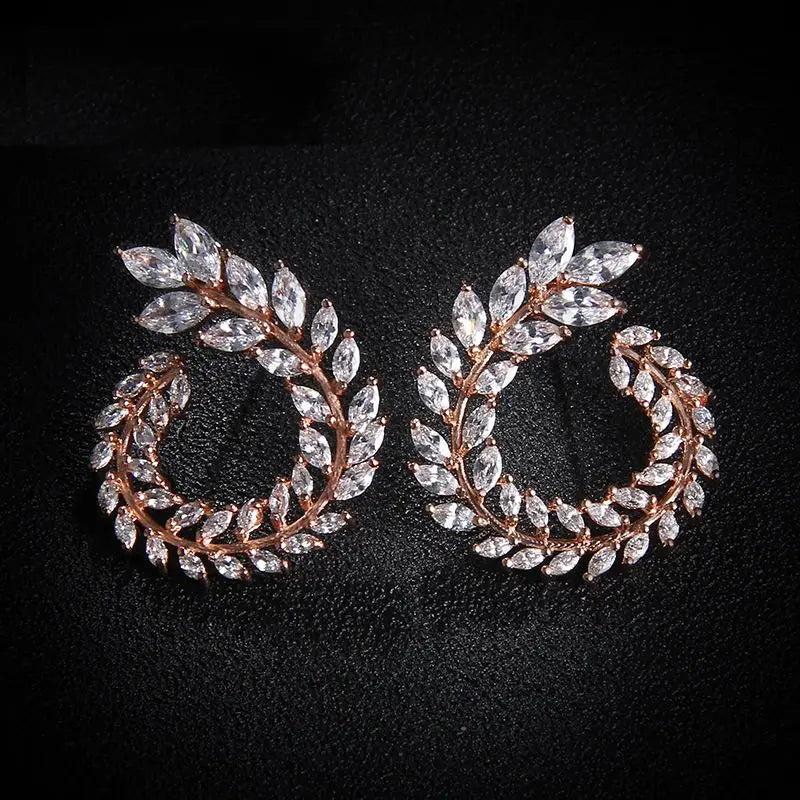 Trendy Leaf Charm Cubic Zirconia Bracelet & Bangles for Bride Bracelets Jewelry Sliver Color Clear CZ Crystal Bangles for Women