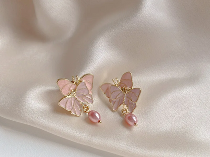 Korean Style Fashion Pearl Camellia Earrings for Women Girls Crystal Pendant Jewelry Lady Trendy Vintage Accessories Ear Rings