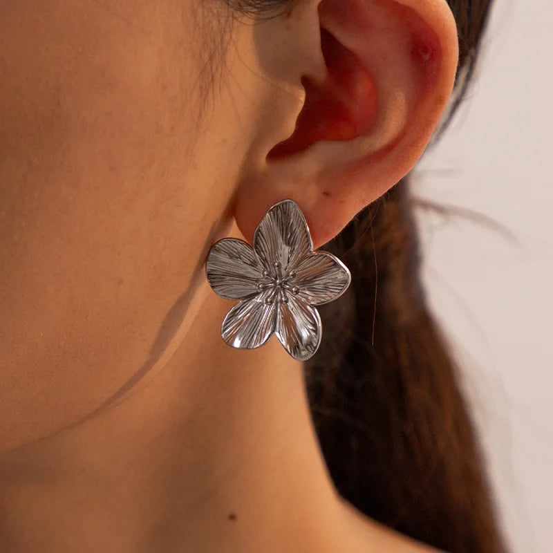 Exaggerated Flower Stud Earrings