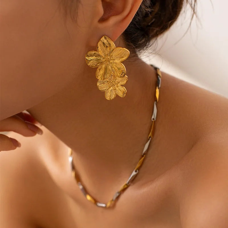 Exaggerated Flower Stud Earrings