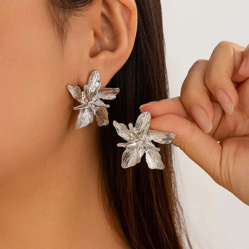 Exaggerated Flower Stud Earrings