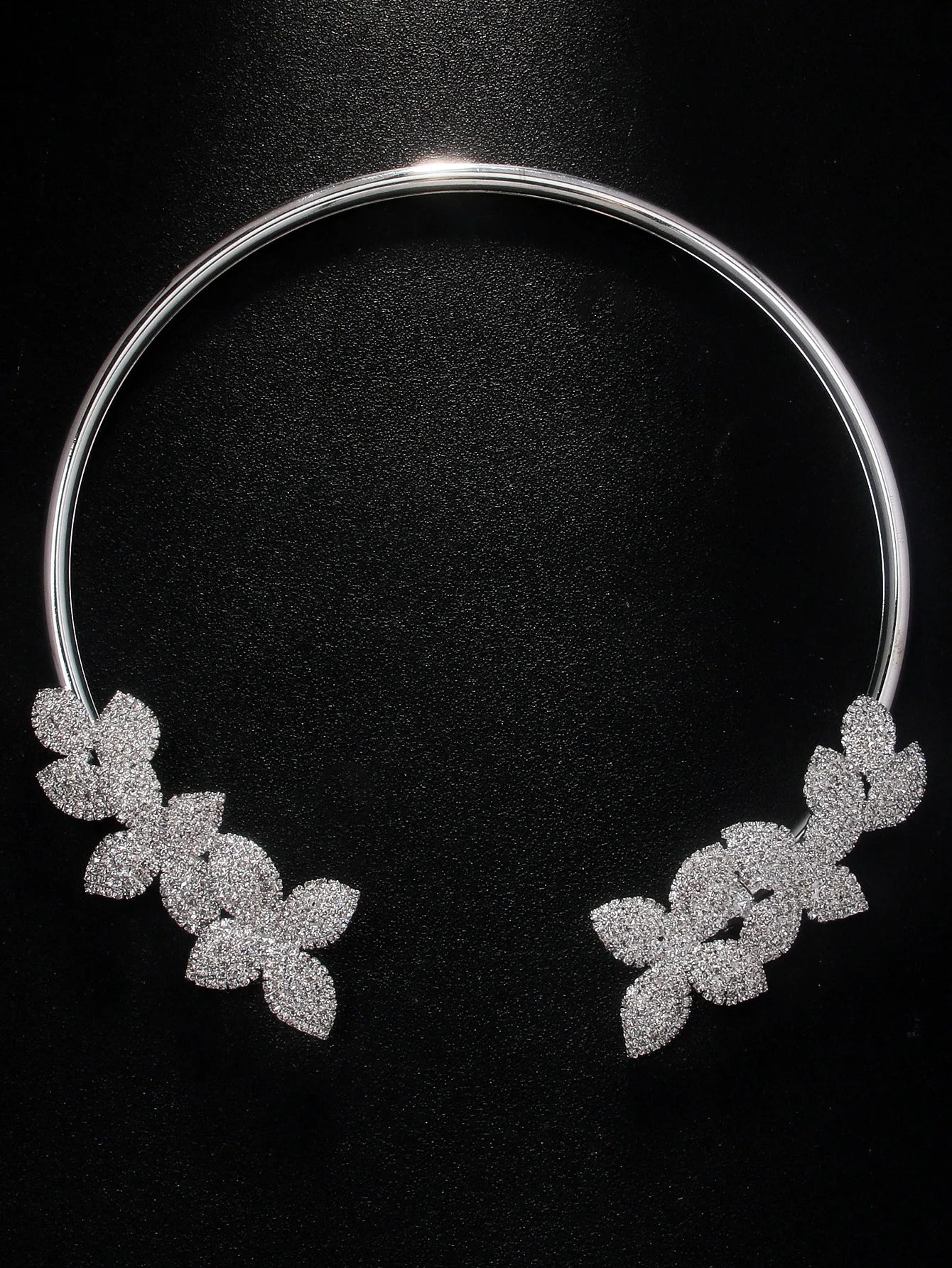 Floral Leaf Style Rhinestone Clavicle Necklace